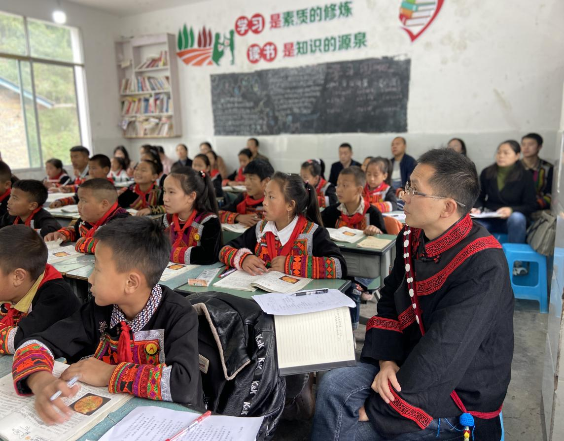 积极参与各类教研听课